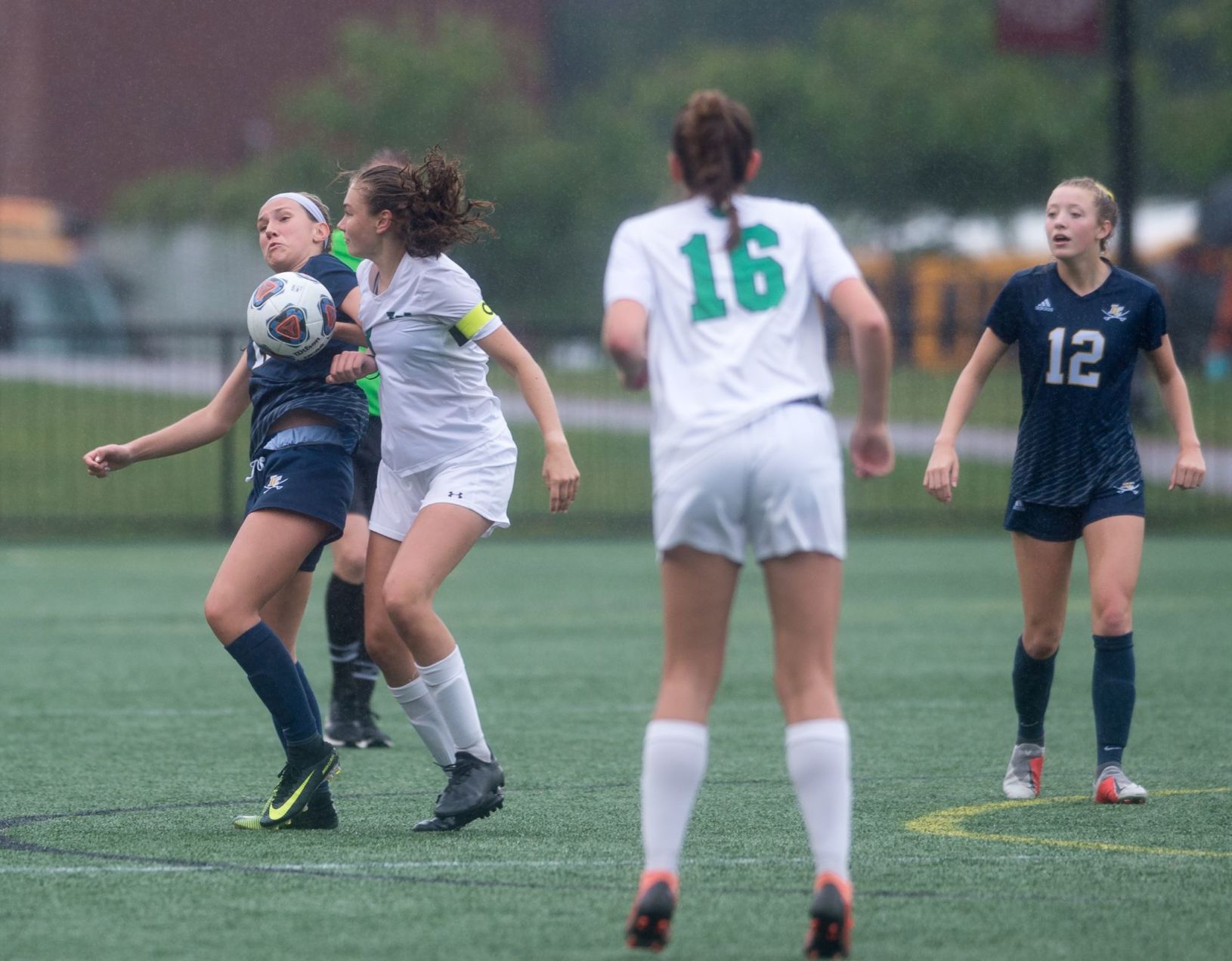 Class 4 girls soccer_14.jpg